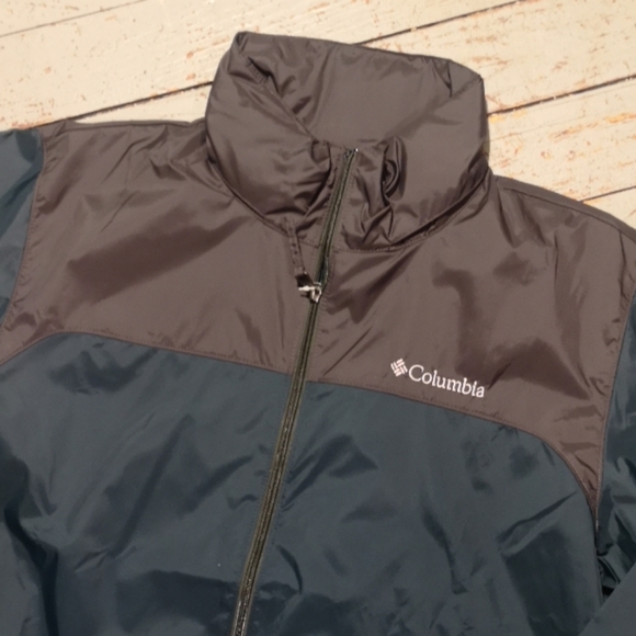 Columbia spring/rain jacket - Picture 4 of 7